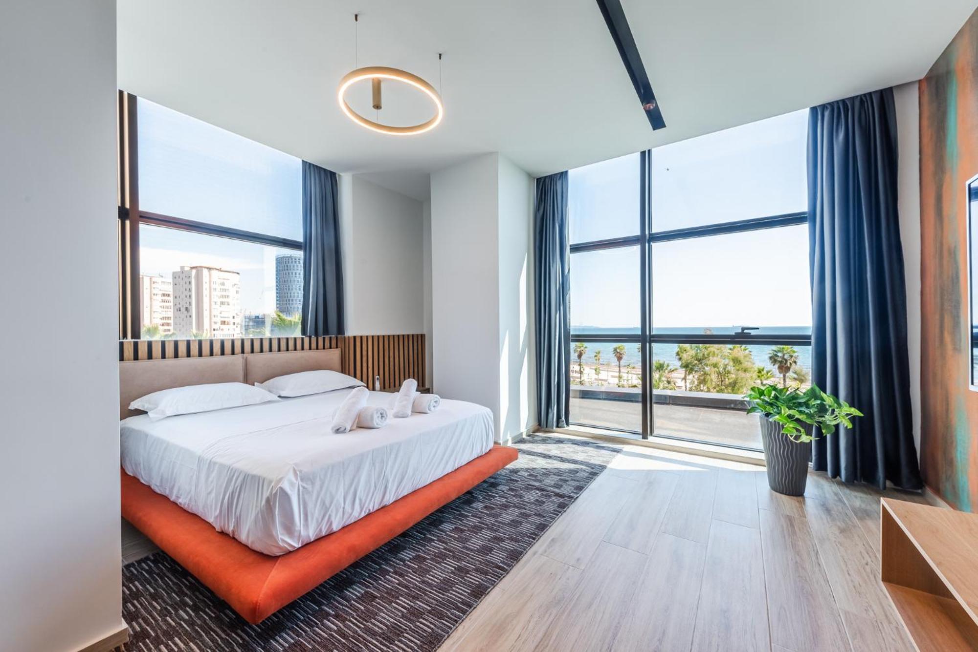 Marina Luxury Suites By Ps Durrës Esterno foto