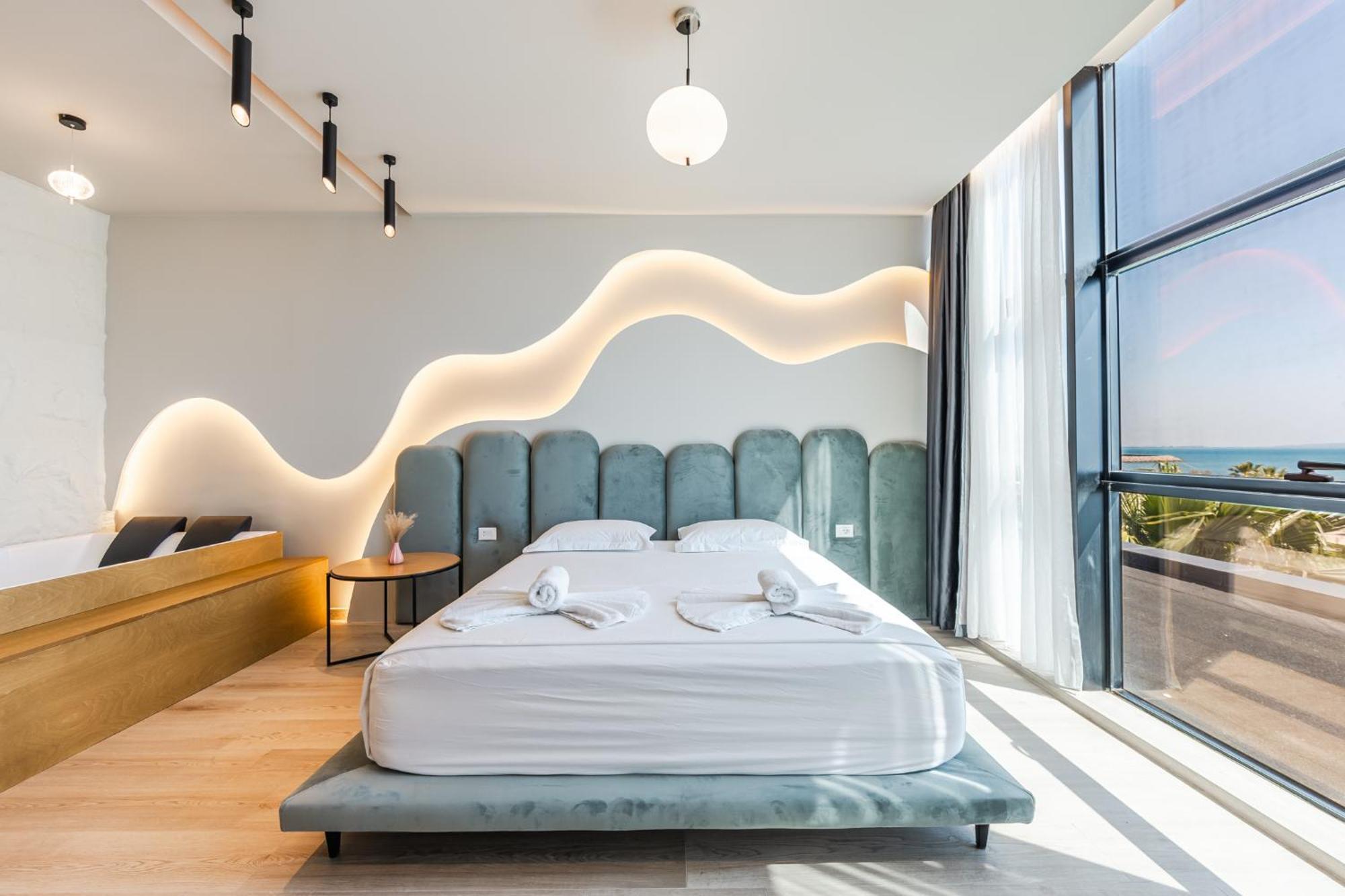 Marina Luxury Suites By Ps Durrës Esterno foto